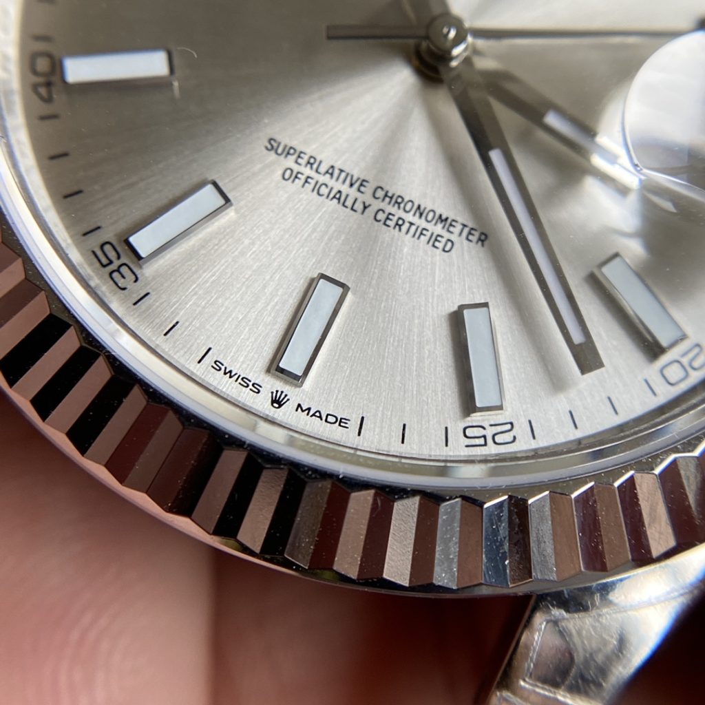 VS Factory Rolex Datejust 41mm Silver Dial Sunburst Effect and Pad Printing