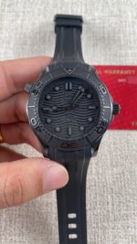 VS Factory Omega Seamaster Diver 300M 43.5mm “Black Black” Full Ceramic (210.92.43.20.01.003) 1:1 Super Clone – DD8806 Movement - Image 2