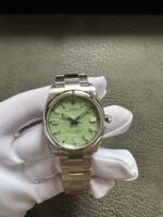 VS Factory Rolex Oyster Perpetual 41mm “Pistachio Green” Dial Smooth Bezel Oyster Bracelet (124300) 1:1 Super Clone – DD3230 Movement