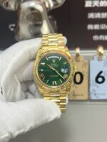 VS Factory Rolex Day-Date 40 Yellow Gold Green Roman Dial (228238) V2 1:1 Super Clone – DD3255 Movement