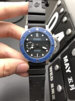 VS Factory Panerai Submersible “Azzurro” 42mm PAM01209 1:1 Super Clone – DDP.900 Movement