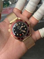 VS Factory Omega Seamaster 300M 007 “NTTD” Custom Rose Gold（210.60.42.20.03.001） 1:1 Super Clone – DD8806 Movement - Image 4