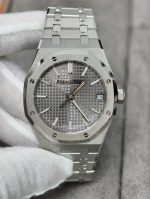 VSF AP Royal Oak 15510ST grey dial front view