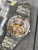 VSF AP Royal Oak 15510ST movement and integrated bracelet
