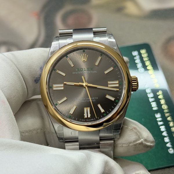 VSF Rolex Oyster Perpetual 134303 full front view