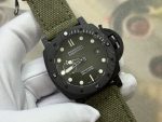 VSF Panerai PAM01698 dial and hands detail