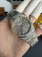 VS Factory 15500ST Steel grey Grande Tapisserie dial with red seconds hand free-sprung product image 08
